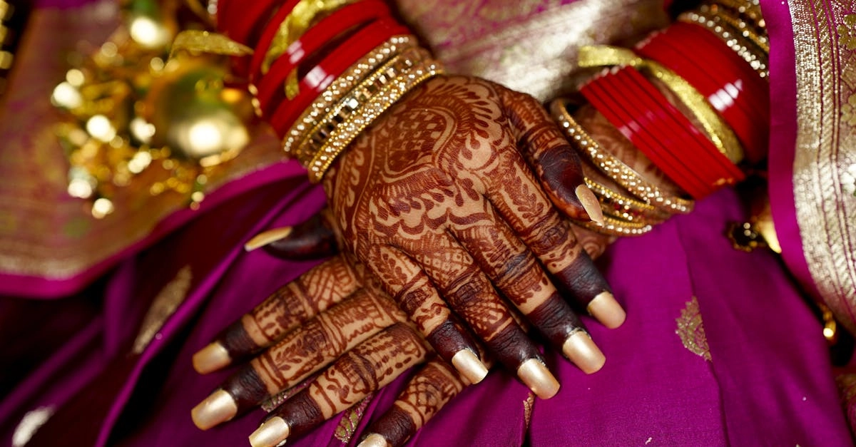 Концептуальный дизайн слота Mustang Gold в современном игровом интерфейсе